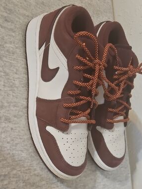 Nike Air Jordan Low GS 5.5 Youth